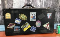 Vtg. travel suitcase 26"x14"x9"