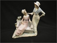 14 1/2" high Lladro figurine Ladies Talking #5042