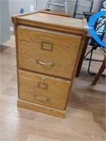 File cabinet 28 x16x16