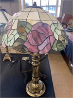 Rose Slag Glass Lamp.