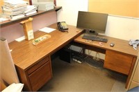 (2) cubicle dividers with countertop shelves along