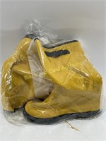 New Men’s 12 Yellow Rubber Boots