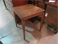 SOLID WOOD SWIVEL TOP UTILITY TABLE