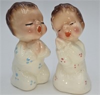 Praying Boy and Girl Dots Babies S&P Shakers