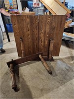 Early Oak Table Turned Legs 2 Leaf's