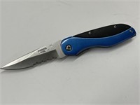 Single Blade Pocket / Folding Knife.  A Stainless
