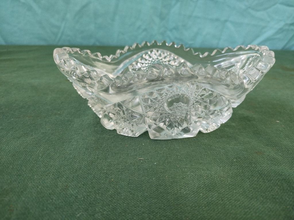 Vintage etched glass trinket bowl