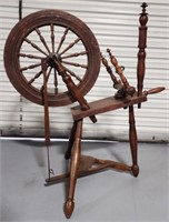Antique Style Spinning Wheel