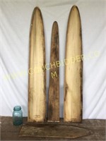 4 Old wooden pelt drying/skinning boards