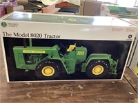 Precision Classics Model 8020 tractor, NIB