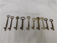 10 Vintage skeleton keys