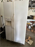 Shop Fridge, Works, Needs Scrubbed