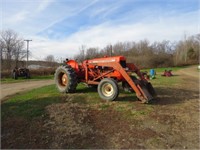 ALLIS CHALMERS SERIES IV TRACTOR WITH LOADER