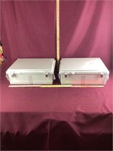 Fiberglass boxes with stainless steel latch