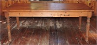 Antique Harvest Table (2 Pullout Drawers)