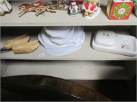 Shelf Lot-Shoe Horns, Dishware Protectors,