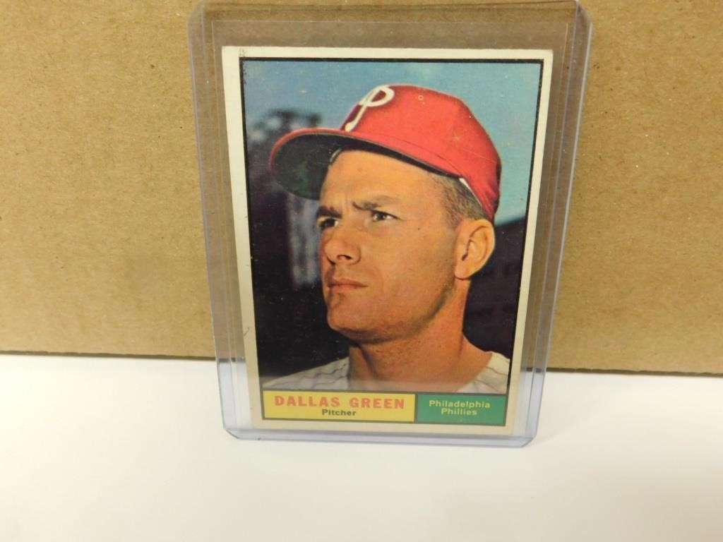 Vintage Hockey, Baseball, Football & Non-Sport Card Auction