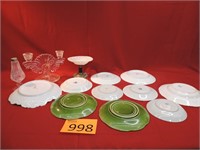 Vintage Tea Plates & Other Decor