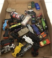 TRAY OF MATCHBOX AND HOTWHEELS