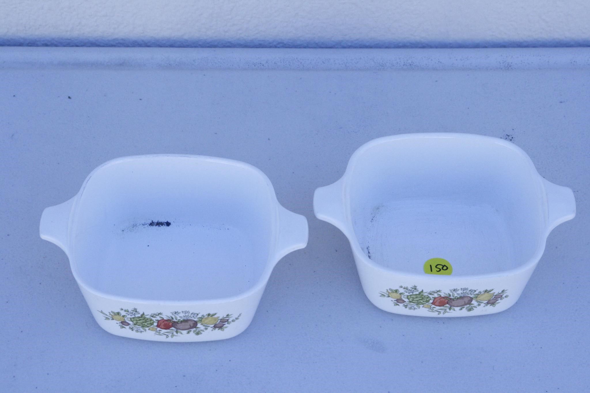 2 SMALL VINTAGE CORNINGWARE DISHES