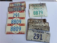 (12) 1976-79 IL License Plates