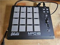 Akai Pro MPD 18 Compact Pad Controller