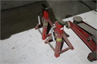 PAIR OF MOTOMASTER SAFETY STANDS