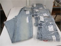 4 Levi's 28x30 Jeans