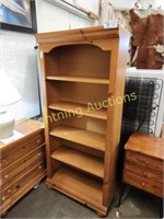 STANDING BOOKCASE
