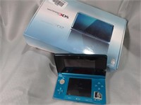 Nintendo 3DS w/ Box // Game BoyTetris Game