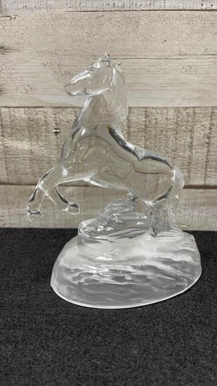 Clear Glass Horse On Frosted Base 5" X 6.5"