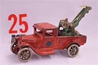 1920's Arcade wrecker truck 6 1/2" long