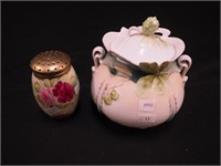 7" biscuit jar with thistle finial with shades of