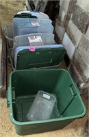 Assorted Totes and Lids