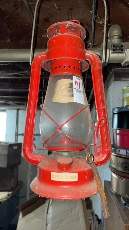 Vintage - kerosene lantern