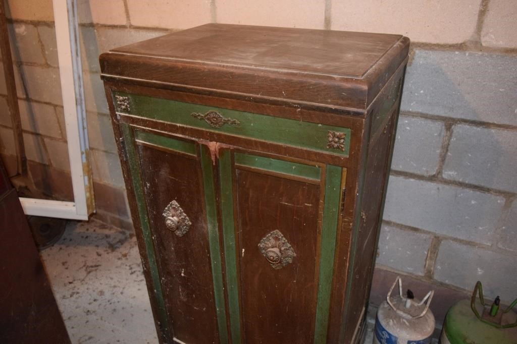 19"x25"x46" Antique Cabinet