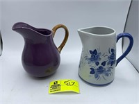 PAIR OF MISC PITCHERS APPROX 7.5IN TALL