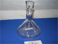 ELEGANT GLASS DECANTER W/ VERY SMALL CHIP