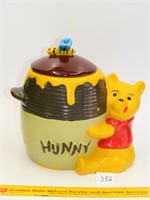 Vintage Disney Winnie the Pooh w/honey pot cookie