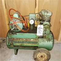 3/4 HORSE POWER SEARS FOUR CYLINDER PAINT SPRAYER