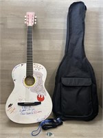 Johnson JG-100-PK Acoustic Guitar w/ Case, Picks