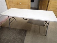 Poly Table w/ Folding Legs - 29"Wxx72"L