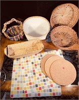 WICKER BASKETS AND PLACE MATS