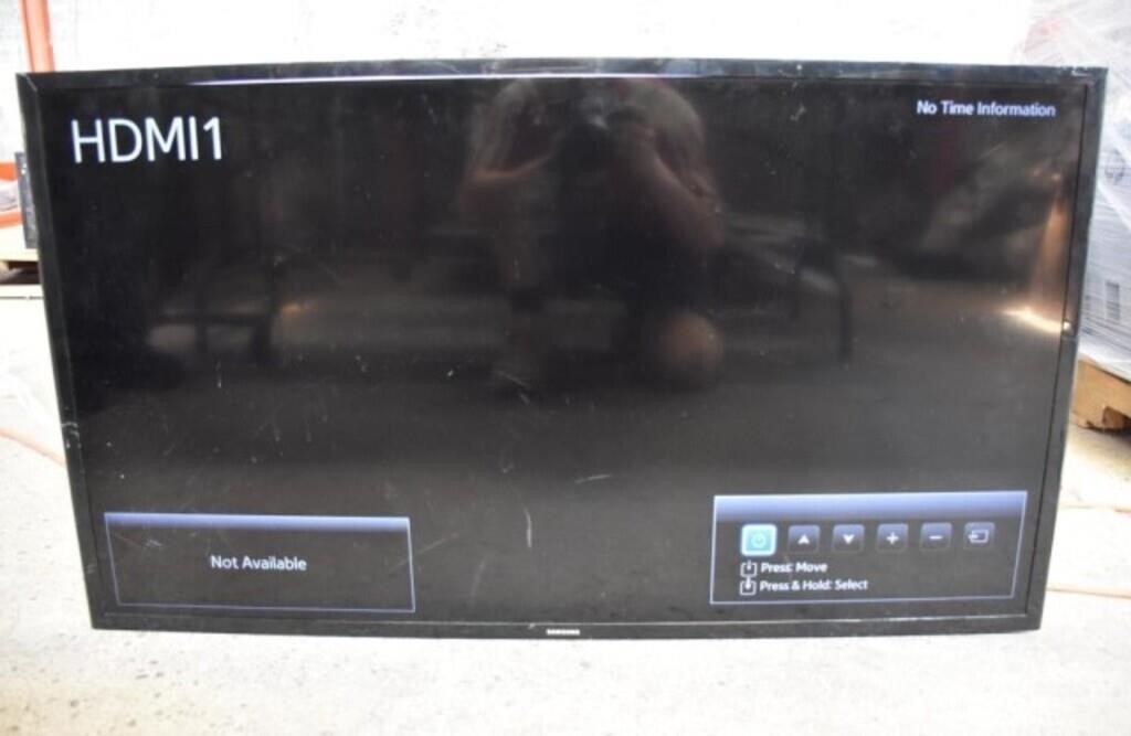 Police Auction: Samsung 40" Inch T V L E D