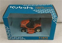 Kubota T1870 Lawn Tractor 1/24 NIB
