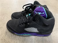 Jordan 5 Retro GS Black Grape 2013 Boys Size 5Y