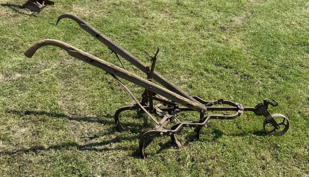 Antique Push Cultivator, One handle is part