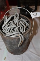 BUCKET OF LARGE STAPLES