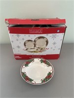 20 Piece Holiday Porcelain Dinner Set