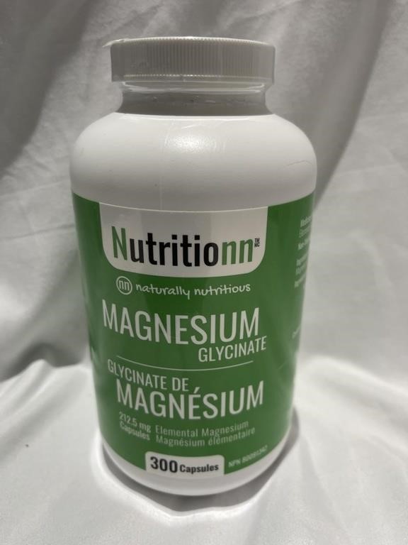 Nutritionn Magnesium. 300 capsules BB 09/2026